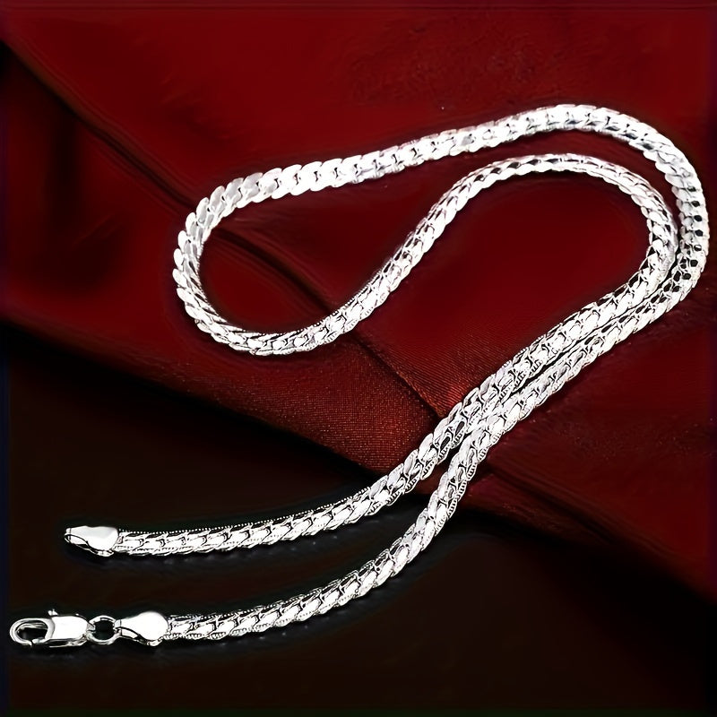 Collier homme élégant minimaliste en argent lisse.