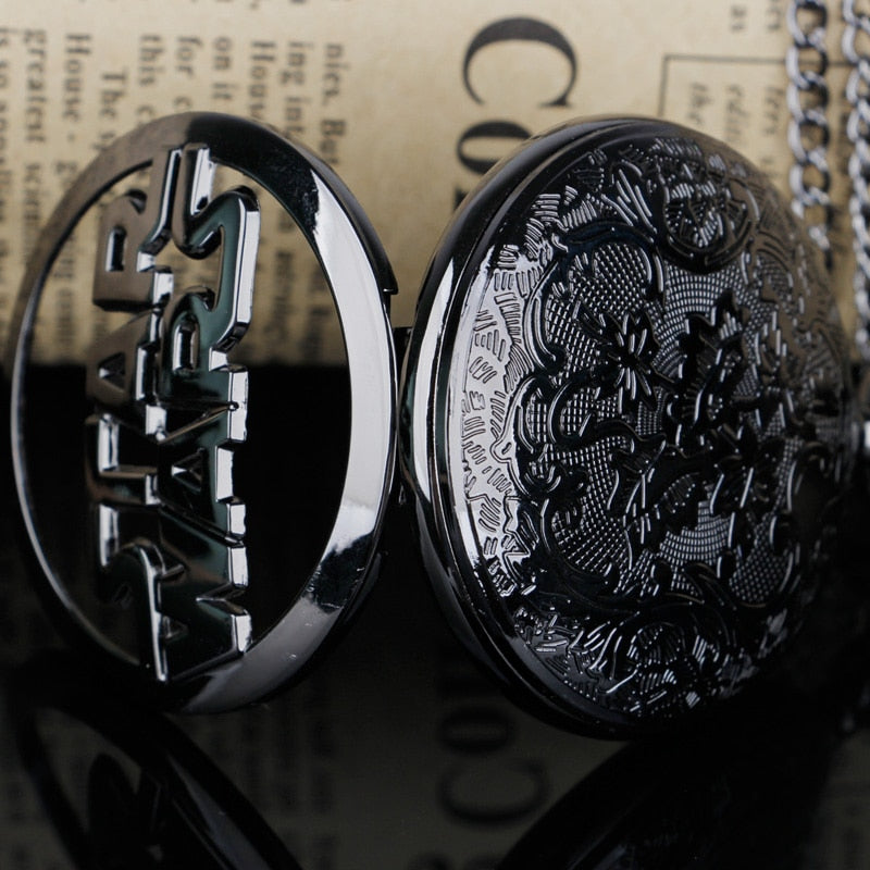 Montre de poche à quartz noire sculptée creuse collier classique.