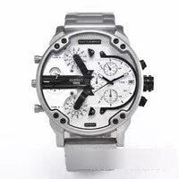 Montre luxe élégante pour hommes ronde bracelet en acier inoxydable.