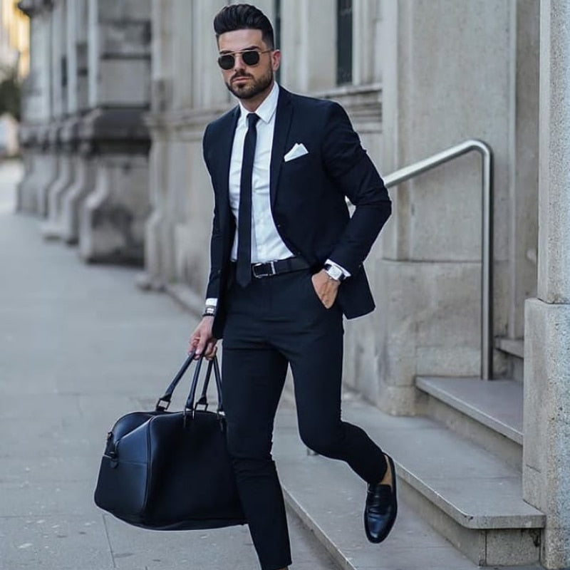 costumes de luxes 2 pièces pour hommes blazer et pantalon.