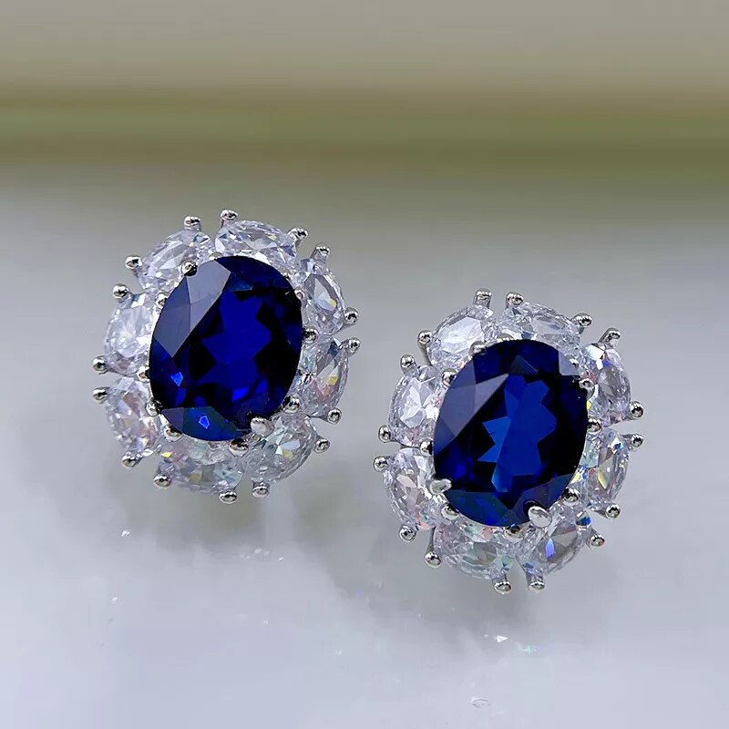 Boucles d'oreilles luxe élégantes pour femmes avec pierre saphir.