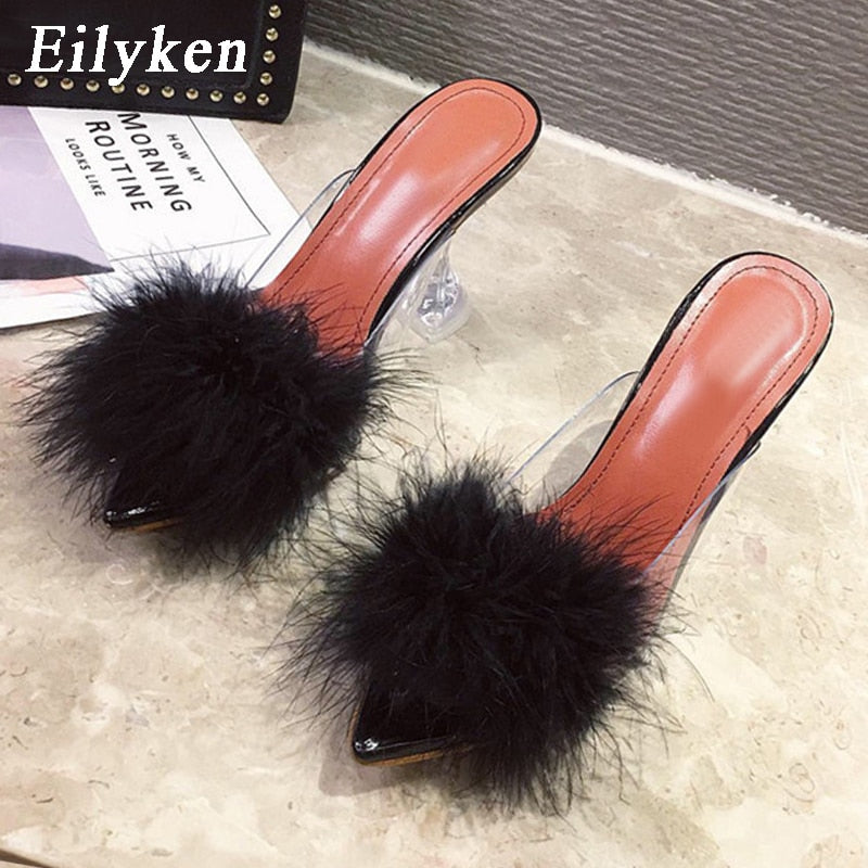 Escarpins d'été en PVC pour femmes.