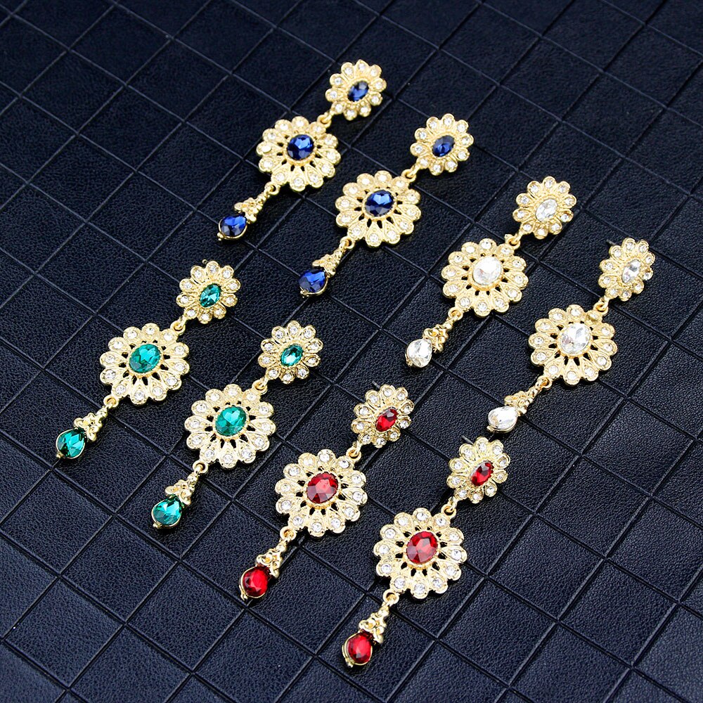 boucle d'oreille en forme de goutte d'eau pour femmes couleur or.