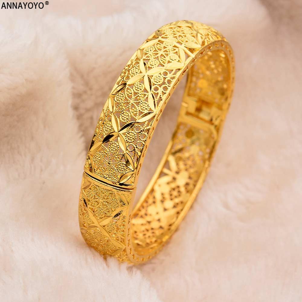 Bracelets en or de luxe pour et femmes.