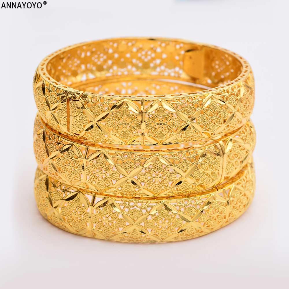 Bracelets en or de luxe pour et femmes.