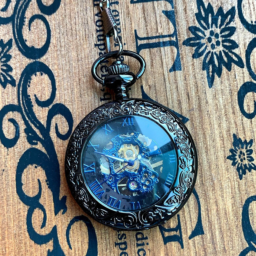 Montre de poche mécanique à chiffres romains.