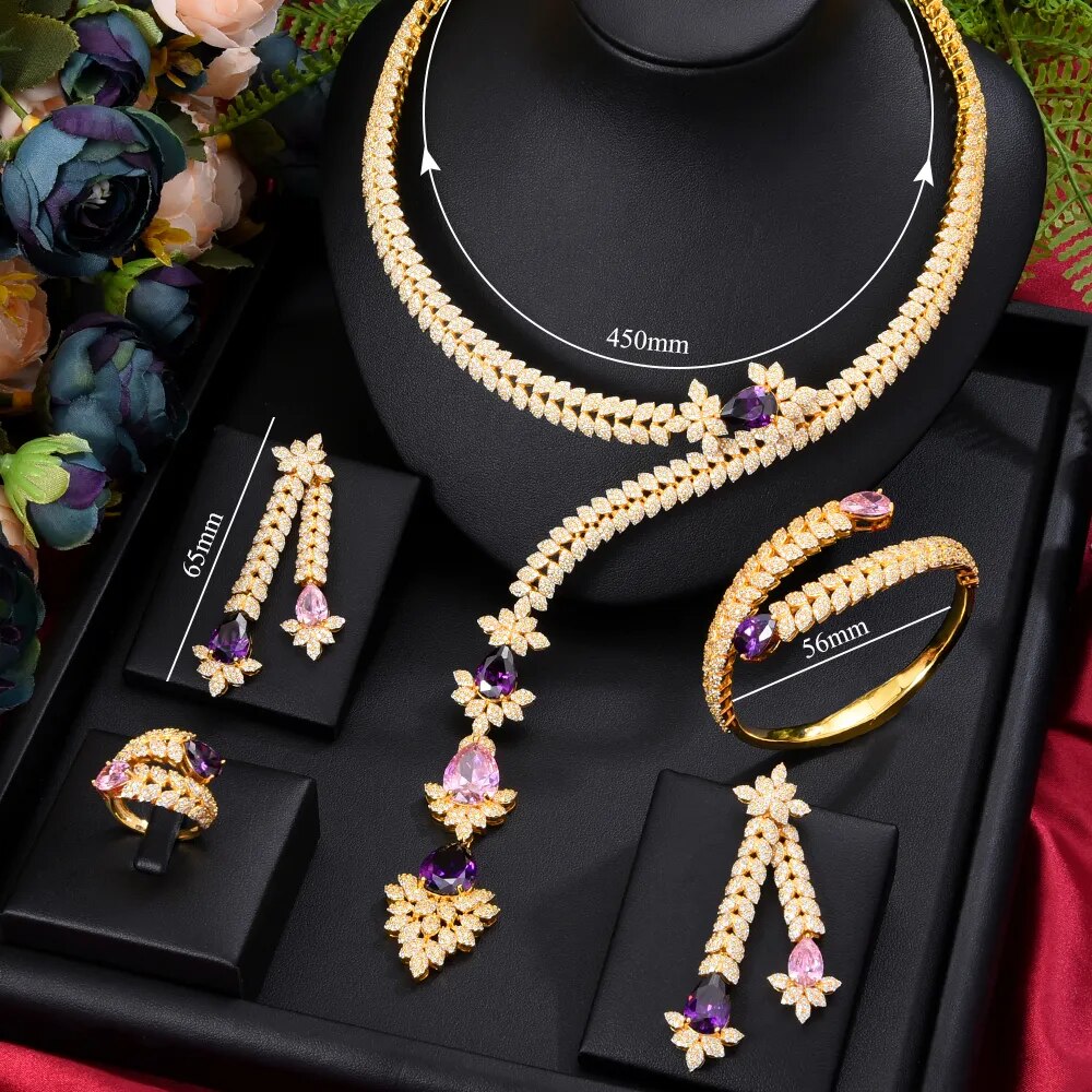Ensemble de bijoux très élégantes pour femmes en zircon