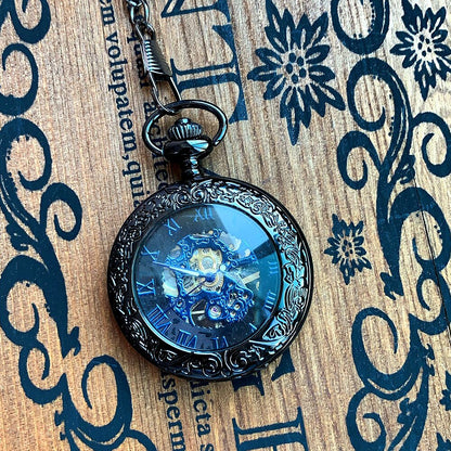 Montre de poche mécanique à chiffres romains.