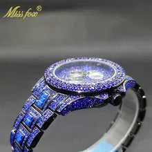 Montre de luxe en diamant vert pour hommes luxe unique.