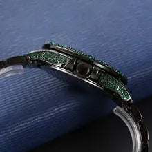Montre de luxe en diamant vert pour hommes luxe unique.