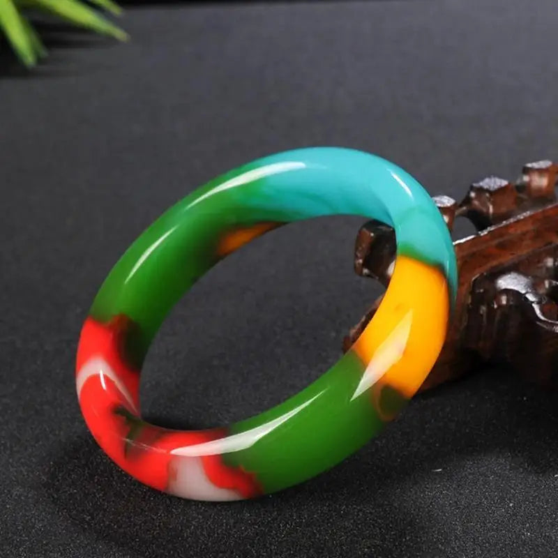 Bracelet anneau élégant en jade naturel luxure.