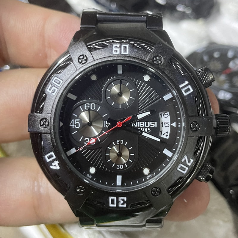 Montre de sport pour hommes étanche chronographe en acier inoxydable.