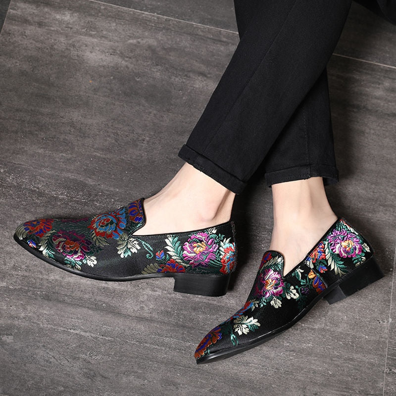 Chaussures luxe en cuir pour hommes, chaussures confortables à enfiler.