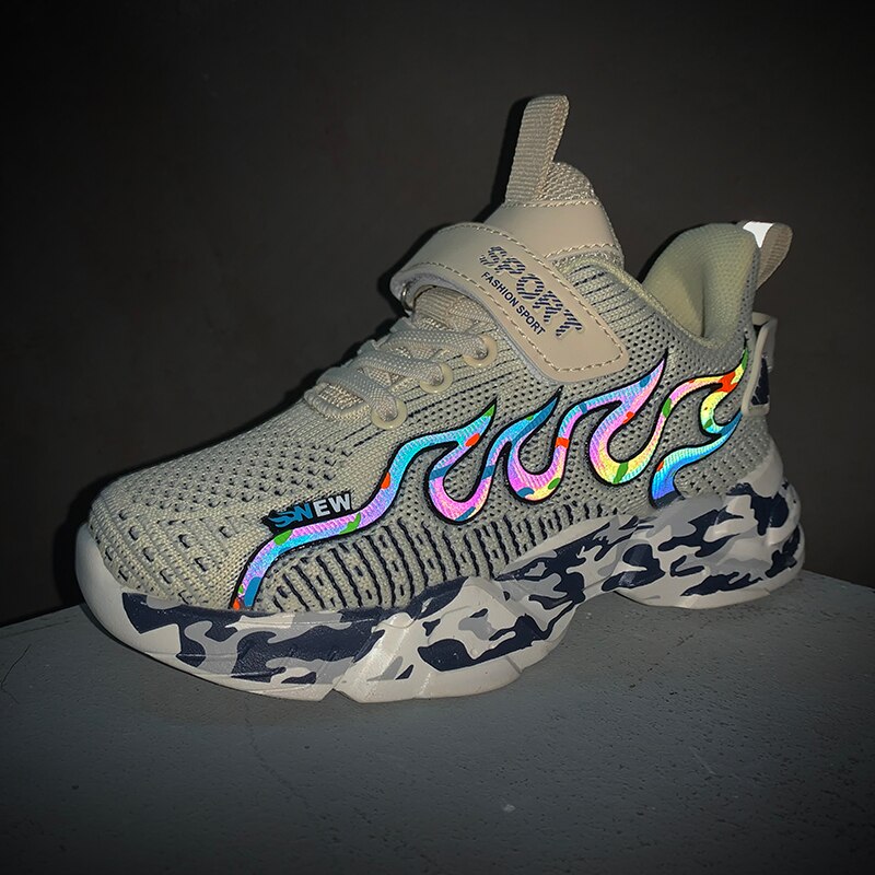 Chaussures baskets pour enfants haut qualité.