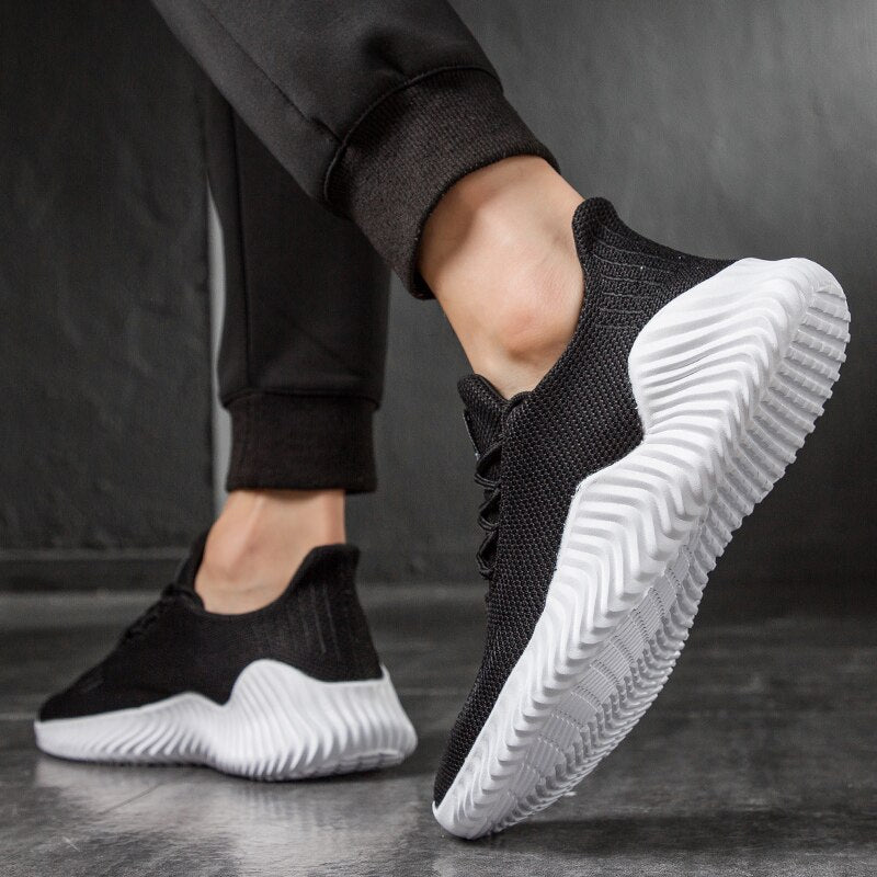 Chaussures baskets pour homme décontracté.