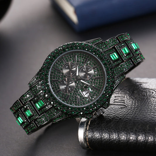 Montre de luxe en diamant vert pour hommes luxe unique.