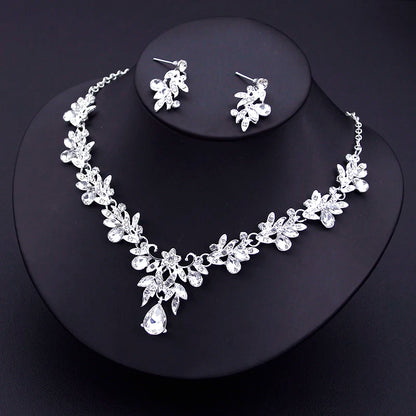 ensemble de bijoux élégant en cristal luxe.