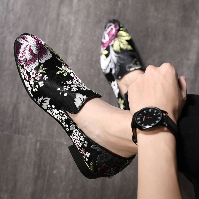 Chaussures luxe en cuir pour hommes, chaussures confortables à enfiler.