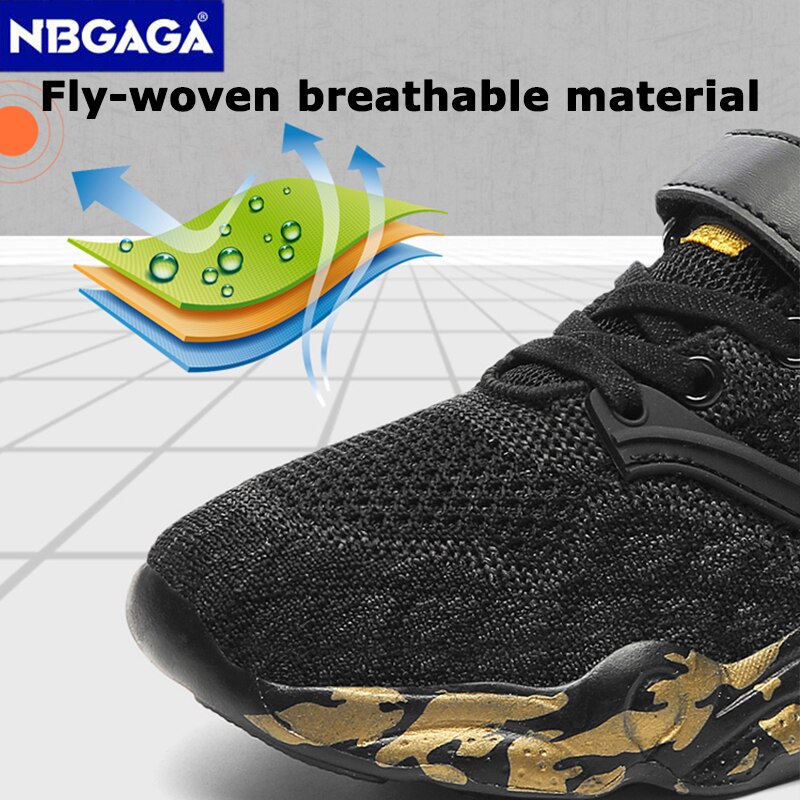 Chaussures de course légères pour enfants.