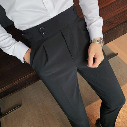 Pantalon décontracté polyvalent pour hommes à ajuster.