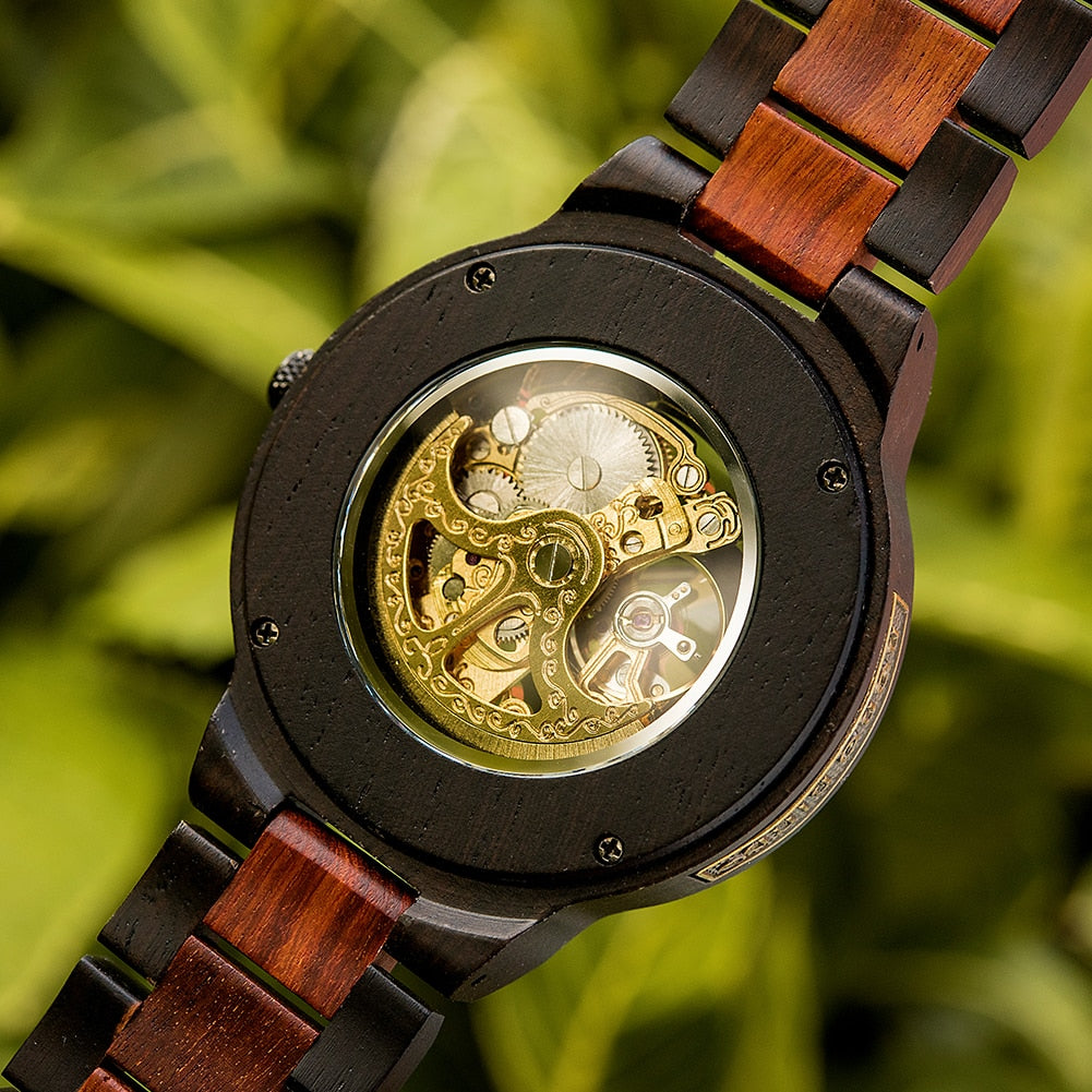montre mécanique en bois pour hommes grande marque de luxe.