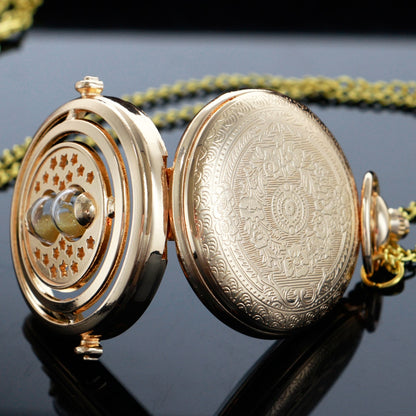 Montre de poche design sablier creux collier élégant.