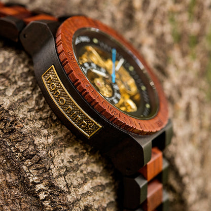 montre mécanique en bois pour hommes grande marque de luxe.