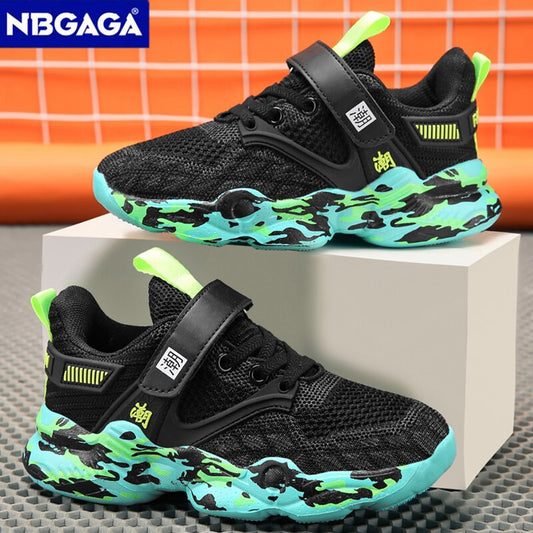 Chaussures de course légères pour enfants.