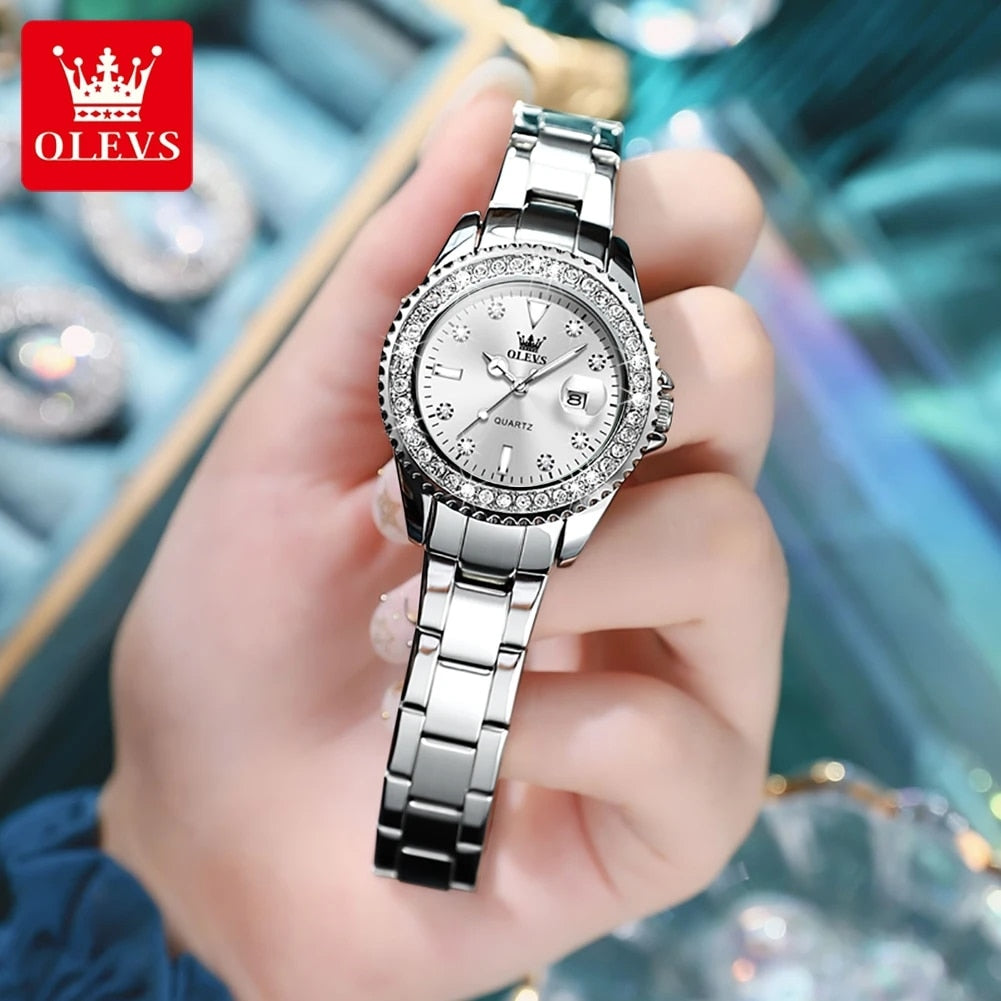 Montre élégante étanche avec cadran diamant pour femmes.