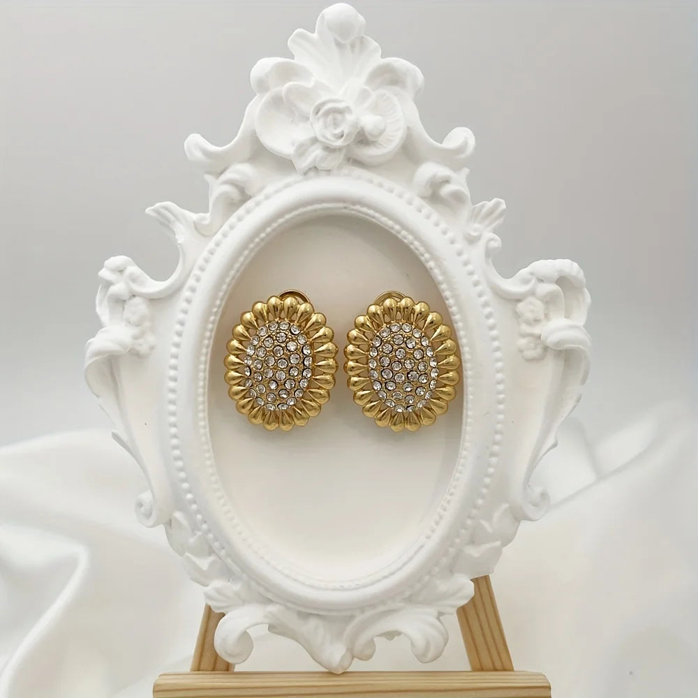 Ensemble de bijoux tendances plaqué or 22 carats.
