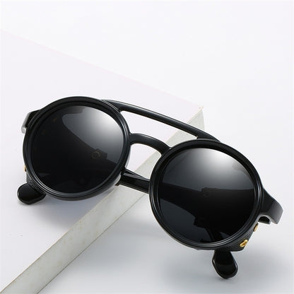 Lunettes de soleil pour hommes style maille latérale ronde.