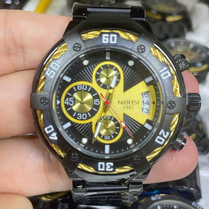 Montre de sport pour hommes étanche chronographe en acier inoxydable.
