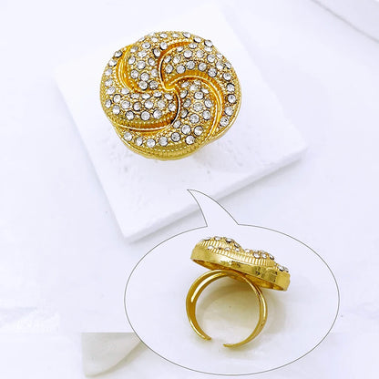 Ensemble de bijoux Luxe plaqué or tendances.