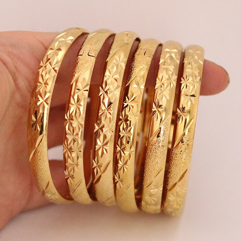 Bracelets en or de luxe pour femmes  de couleur 24k 6pcs.