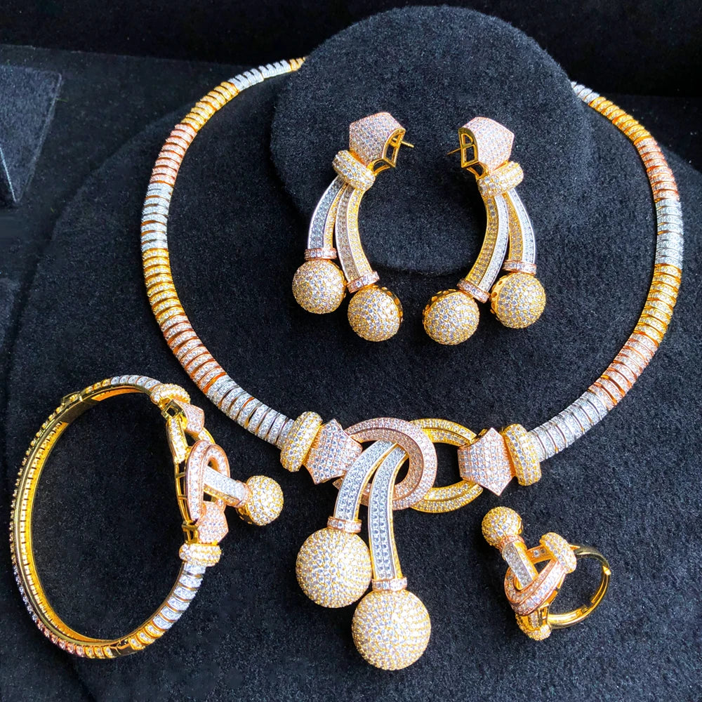 Ensemble de bijoux luxure avec pierre zircon.