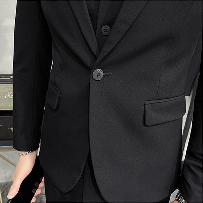 Costumes d'affaires minces élégants pour hommes 3 pièces.