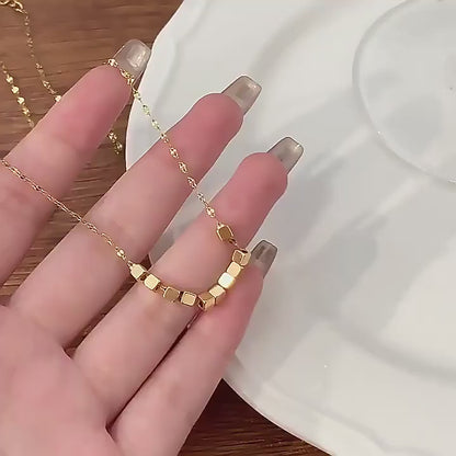 Collier luxe pendentif pour femmes bijoux haut de gamme.