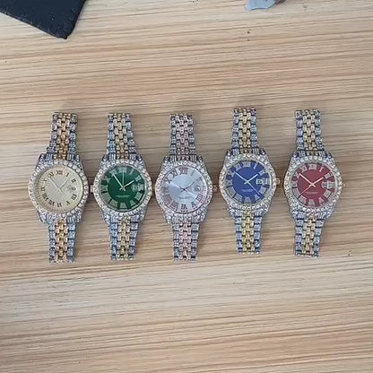 Montre luxe pour femmes glacé diamant autour montres à quartz.