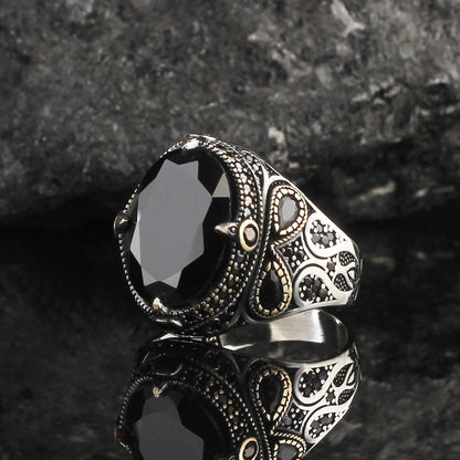 Bague hommes en argent 925 original avec la pierre onyx aqeq.
